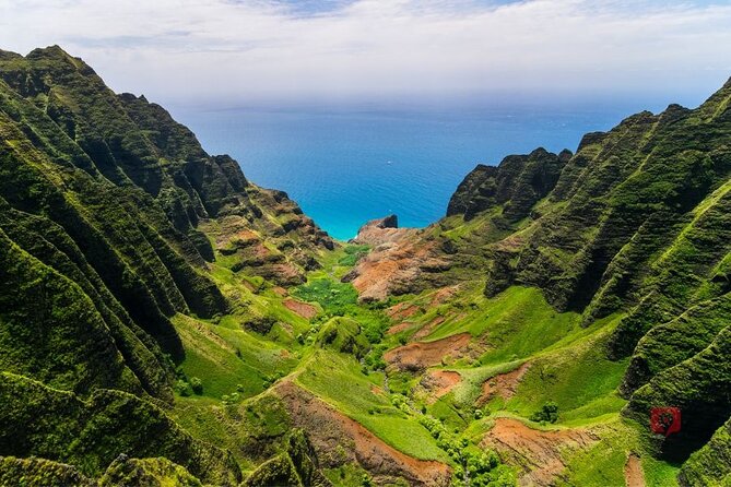 Self-Guided Audio Driving Tour in Kauai - East Kauai: Kapaa, Kealia Beach, and Wailua Falls