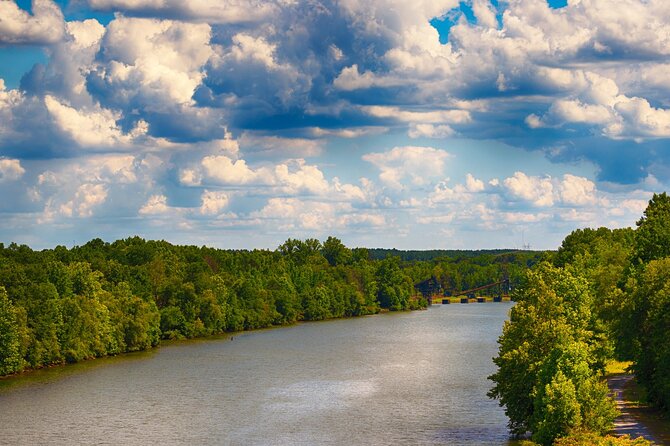 Self-Guided Audio Driving Tour in Natchez Trace Parkway - Muscle Shoals Requires a Longer Detour