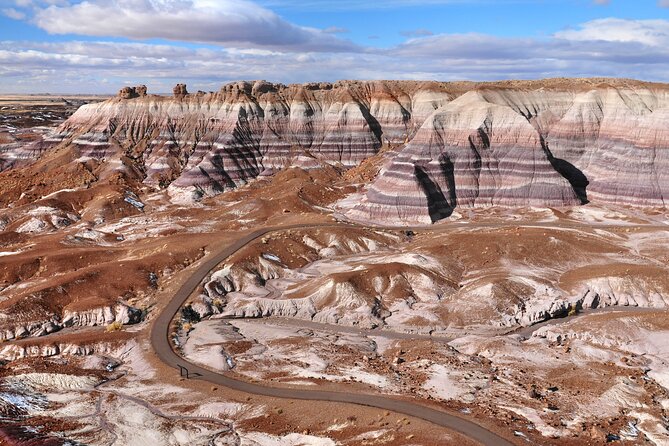 Self-Guided Audio Driving Tour in Petrified Forest National Park - Compare the views at Pintado, Nizhoni, and Lacey points