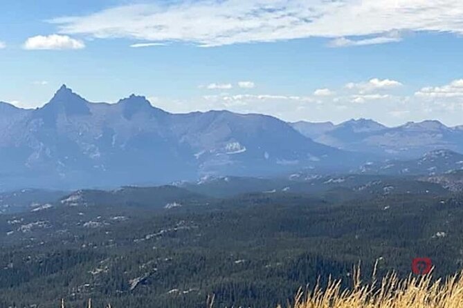 Self-Guided Audio Driving Tour on Beartooth Highway - Rock Creek Vista and its ice-carved valley
