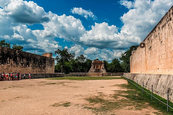 Self-Guided Audio Tour - Chichen Itza, the Greatness of the Mayas - Starting at the Ball Court