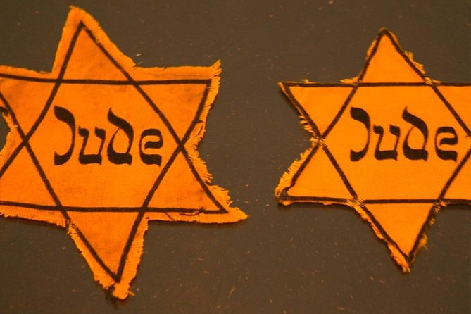 Self-Guided Audio Tour Holocaust Series: The Jewish Quarter - What the narration does well