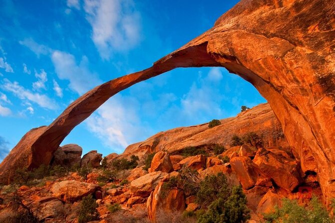 Self Guided Audio Tour in Arches and Canyonlands - Windows and Double Arch, the park’s efficient highlight reel