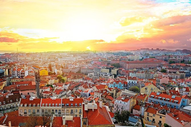 Self-Guided Audio Tour - Lisbon on Wheels: the capital of the sea - Portas do Sol turns history into a view