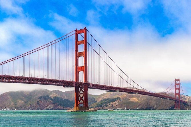 Self-Guided Audio Tour of the Golden Gate Bridge - Walking across the Golden Gate Bridge
