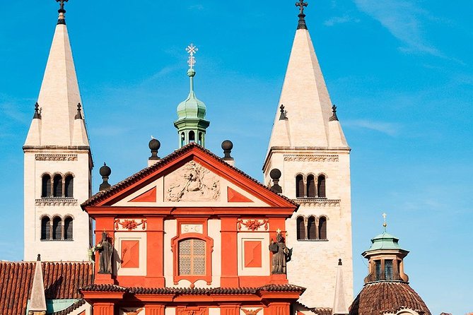 Self-Guided Audio Tour - Prague Castle District - How the audio works in real use