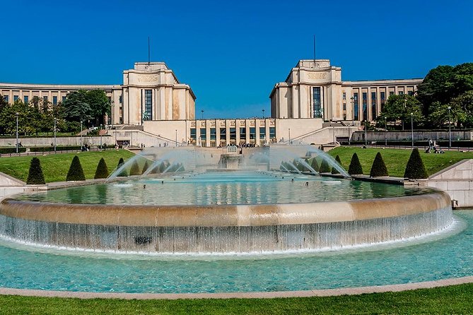 Self-Guided Audio Tour -The Eiffel Tower, Exterior - Trocadero Gardens and the long view back to the tower