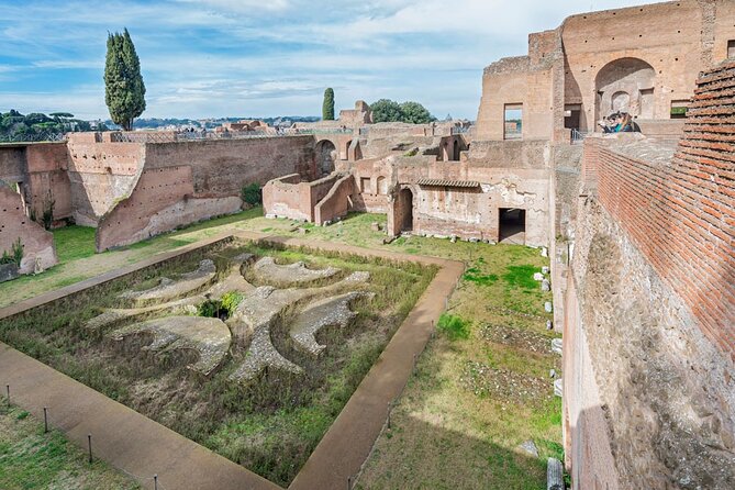 Self-Guided Audio Tour - The gods of the Palatine - Domus Flavia and Domitian’s imperial palace