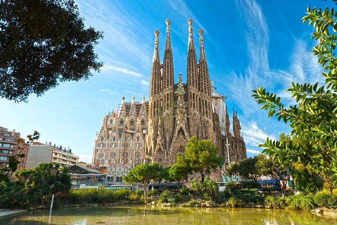 Self-Guided Audio Tour - The Kingdom of Mallorca - Statues, a museum, and the final walk to Drassana