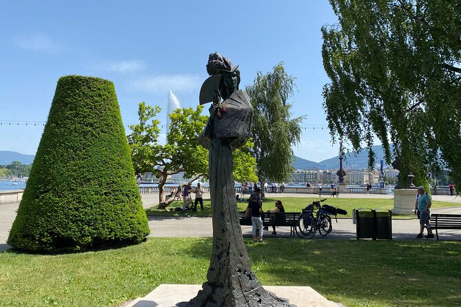 Self-Guided Audio Tour to the Many Faces of Geneva - A Geneva walk built around human behavior