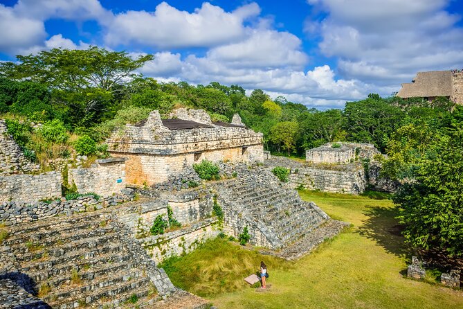 Self-Guided Audio Walking Tour of Mexico’s Ek Balam - Starting beside the Ek Balam parking area