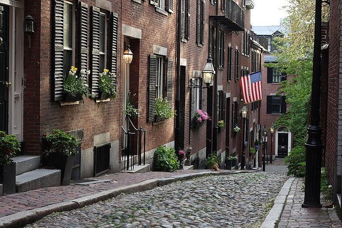 Self-Guided Boston's Beacon Hill Underground Railroad Audio Tour Walking Tour - Starting at the Charles Street Meeting House