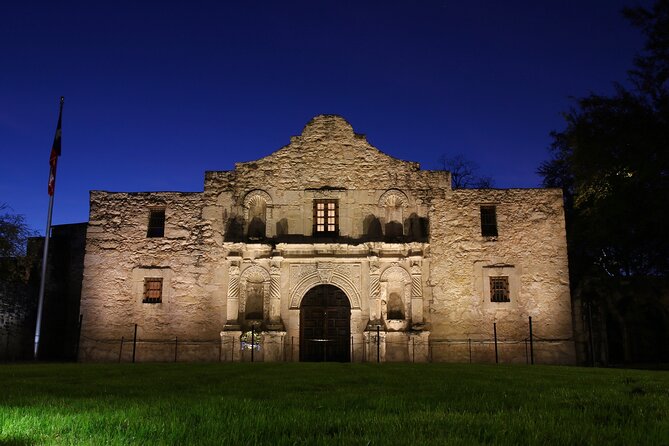 Self-Guided Ghost Audio Tour in San Antonio App with EMF Reader - Starting at Alamo Plaza and the Cenotaph