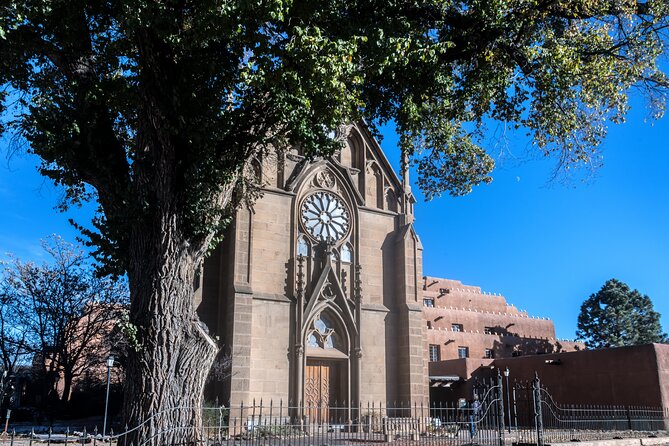 Self-Guided Walking Audio Tour of Historic Santa Fe - Santa Fe Plaza and the disputed Soldiers’ Monument