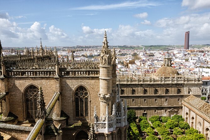 Seville Cathedral and Giralda Entry Tickets with Audio Guide - Who will enjoy this format most?