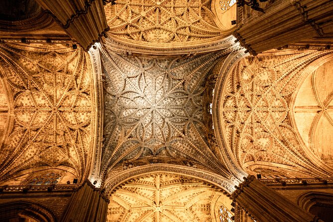 Seville Cathedral and Giralda Entry Tickets with Audio Guide - How to make the visit go smoothly