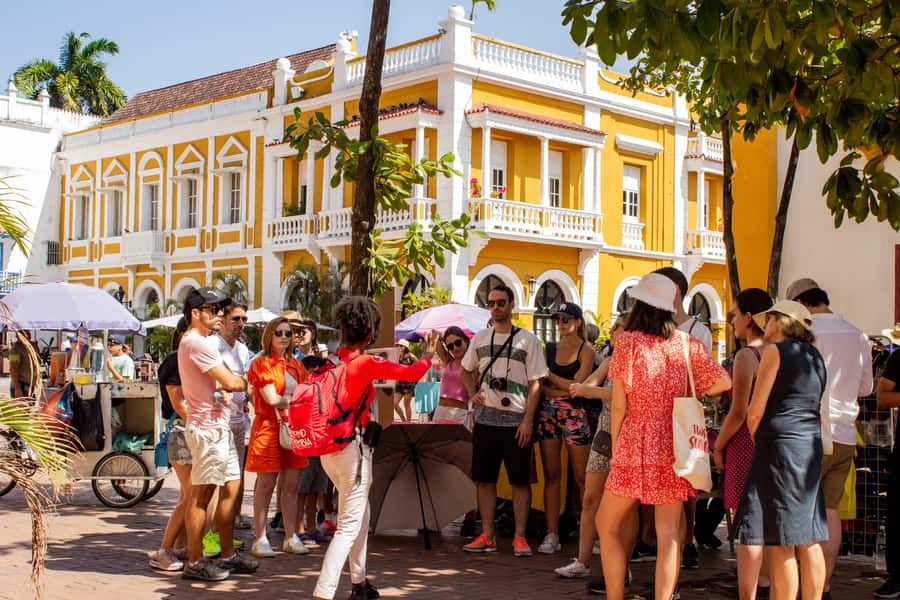 Shared Cartagena Old City Tour with Wireless Audio System - Why this $12 walk is a smart first look at Cartagena