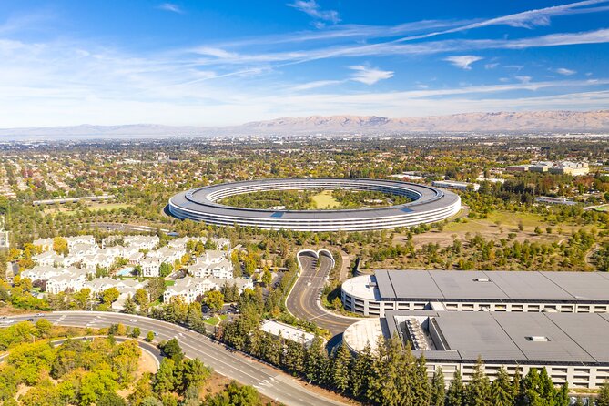 Silicon Valley Self-Guided Driving Audio Tour for Tech Lovers - The Computer History Museum is the major optional stop