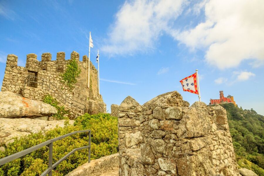 Sintra: Castle of the Moors E-Ticket and Audio Guide - Walking the Moorish Castle Walls