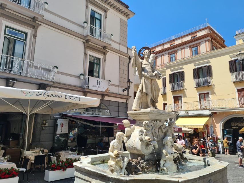 Sorrento and Amalfi coast self audio guide tour - Ravello and the villa question
