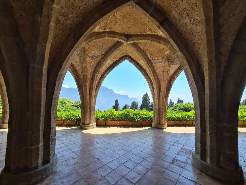 Sorrento and Amalfi coast self audio guide tour - Five languages and an independent pace