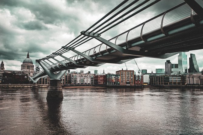 Southbank Immersive Self-Guided Audio Walking Tour - Bargehouse and Oxo Tower Wharf