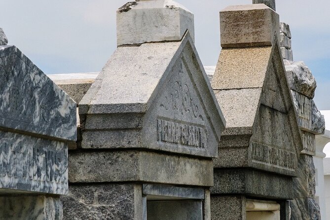 St Louis Cemetery No.3 New Orleans Burial Tradition Audio Guide - How to plan your one-hour visit