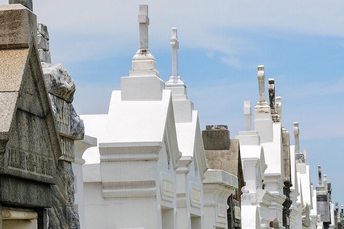 St Louis Cemetery No.3 New Orleans Burial Tradition Audio Guide - Following the route at 3421 Esplanade Avenue