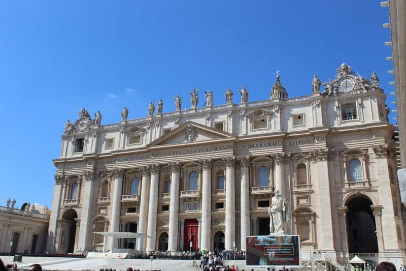 St. Peter's Basilica: Hosted Entrance & Digital Audioguide - What is not included