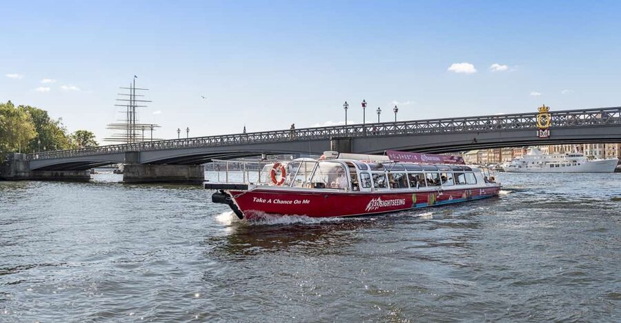 Stockholm: Royal Bridges & Canal Boat Tour with Audio Guide - Who Will Enjoy This Boat Tour Most?