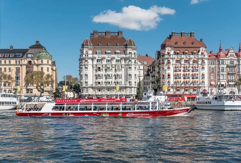 Stockholm: Royal Bridges & Canal Boat Tour with Audio Guide - Cruising the Narrow Djurgårds Canal