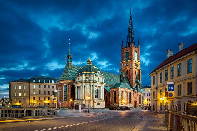 Stockholm Walking Tour with Audioguide on Your Smartphone - A cheap way to meet Stockholm’s grand sights