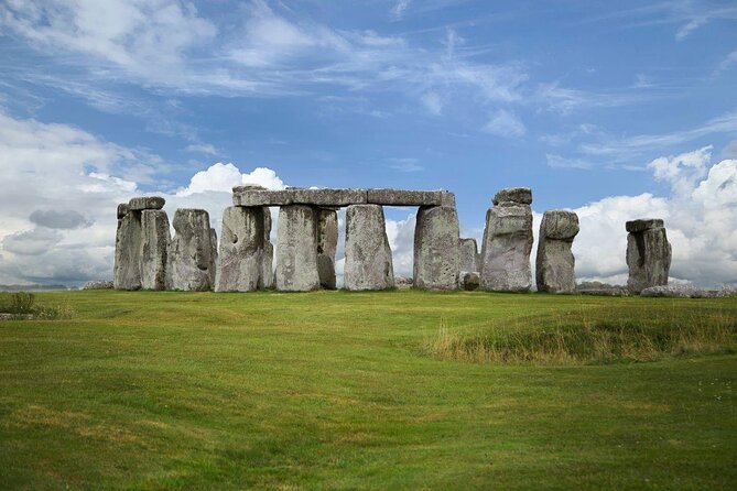 Stonehenge Private Immersive Audio Guide - Key points to know before you book