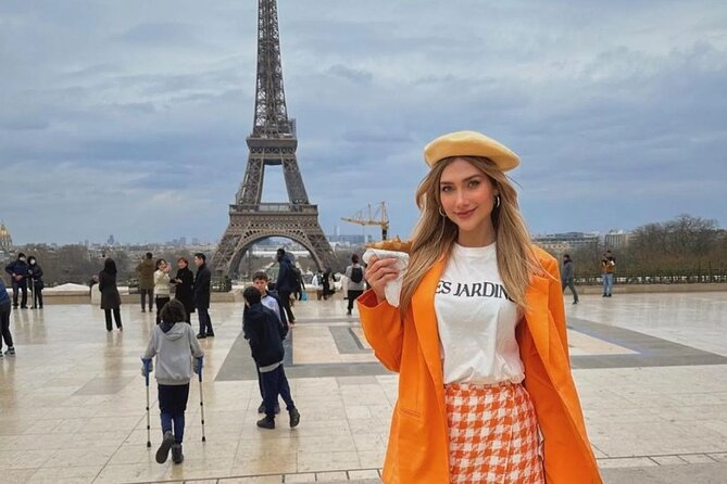 Summit Eiffel Tower Audio Guide Tour with Unlimited Time Access - Taking the lift to the second floor
