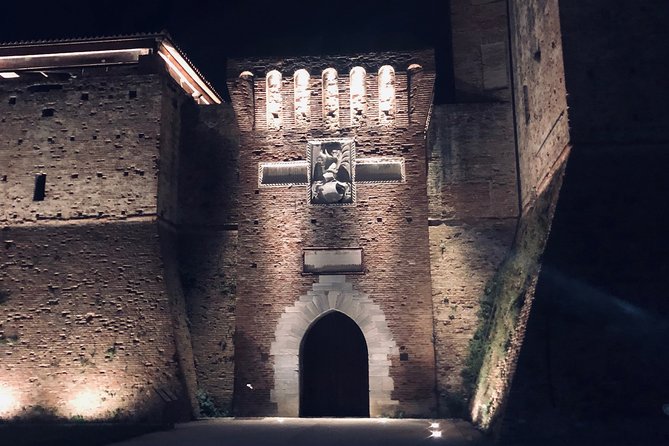 Surprises in the Seaside City of Rimini: A Self-Guided Audio Tour - Finishing at the Bridge of Tiberius
