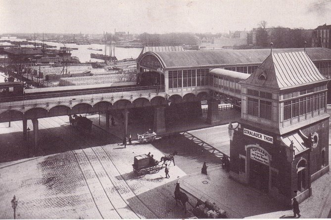 Take the U Train: An Audio Story of Berlin's Oldest Elevated Railway Line - A railway story that works best at street level