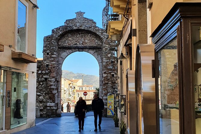 Taormina: A Self-Guided Audio Tour of Sicily’s Hilltop Town - Corso Umberto, Taormina’s public living room