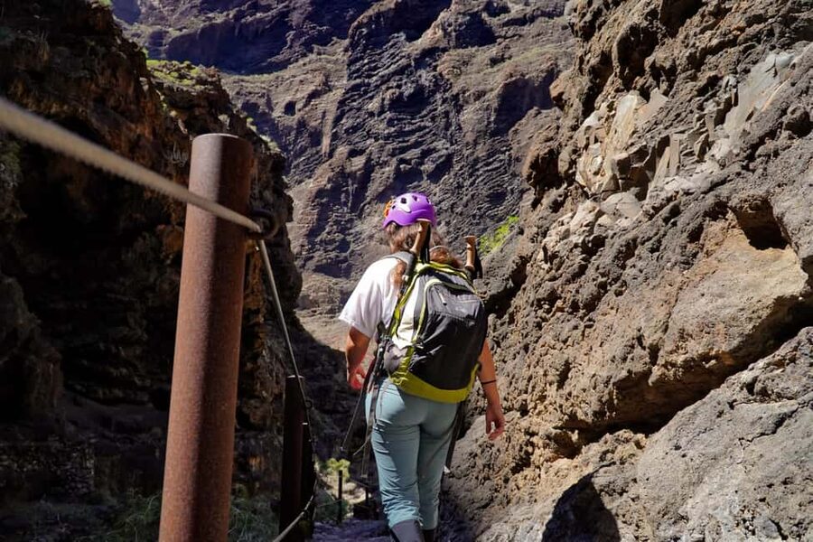 Tenerife: Masca Canyon Descent with Audio Guide and Boat Transfer - Using the audio guide without phone coverage