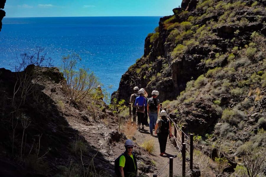 Tenerife: Masca Canyon Descent with Audio Guide and Boat Transfer - Booking details that affect your day