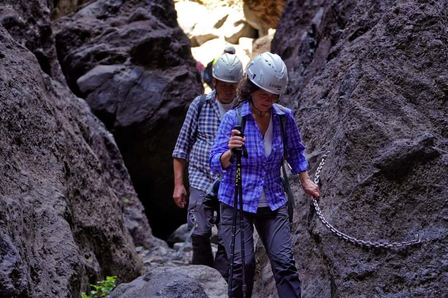 Tenerife: Masca Canyon Descent with Audio Guide and Boat Transfer - Getting to Masca from Santiago del Teide