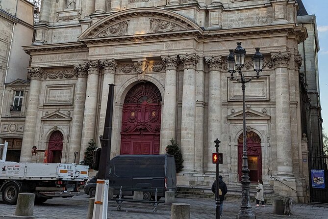 The French Revolution: Self Guided Audio Tour of Paris - The Petite Force and everyday hardship