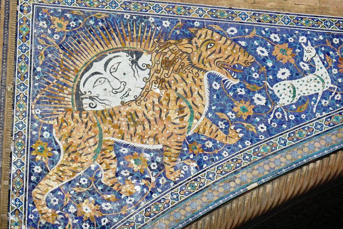 The Golden City of Samarkand: A Self-Guided Audio Tour - Bibi Khanym Mosque and Timur’s ambitious project
