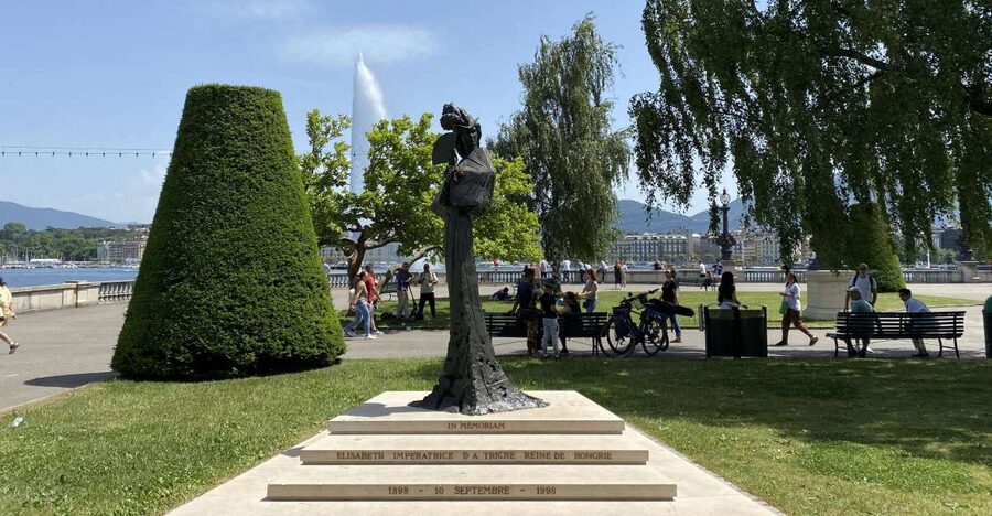 The Many Faces of Geneva: Self-Guided Audio City Tour - Why Geneva works well for a tour about human behavior