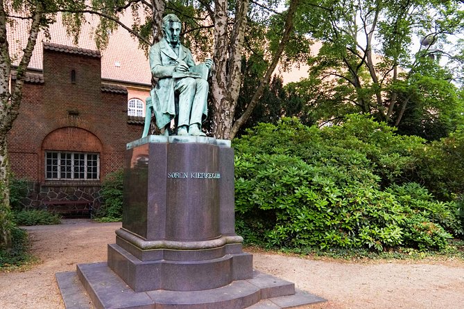 The Philosopher's Last Walk: An audio tour on the life of Søren Kierkegaard - Across the bridge and along the lakes