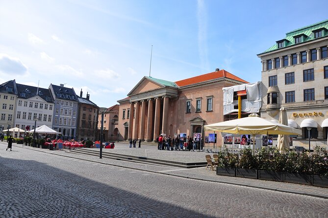 The Philosopher's Last Walk: An audio tour on the life of Søren Kierkegaard - Passing the church and Rundetårn