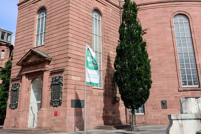 The Tales of Frankfurt's New Old Town: A Self-Guided Audio Tour - Frankfurt Cathedral and the Old St Nicholas Church