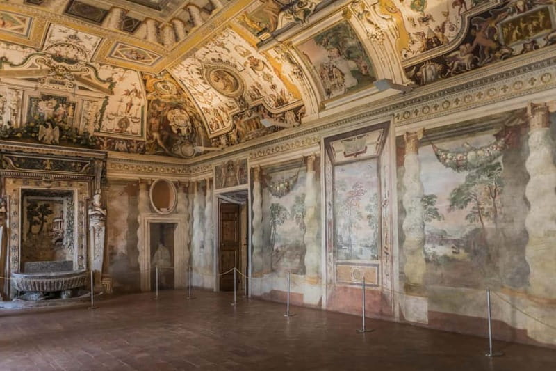 Tivoli: Villa d'Este Ticket with Audio Guide APP - Taking on the gardens and their steep paths