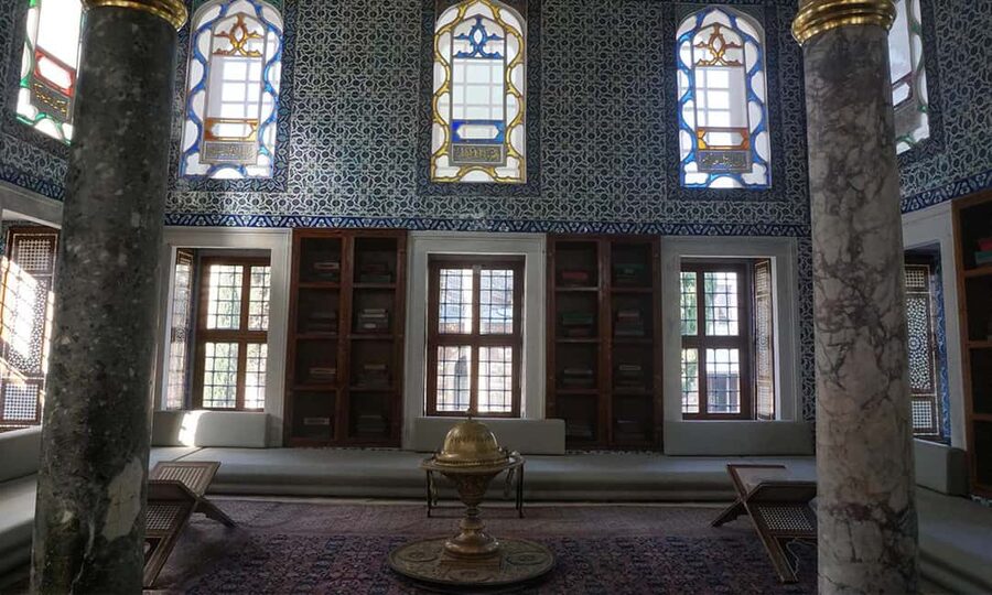 Topkapi Palace + Basilica Cistern Tickets & Audio Guide - Should You Book It?