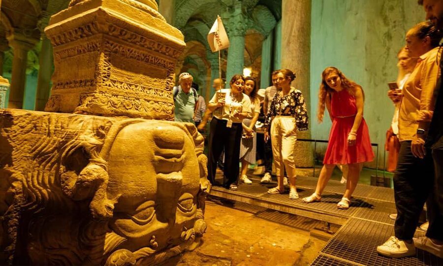 Topkapi Palace + Basilica Cistern Tickets & Audio Guide - Topkapi Palace and the Harem