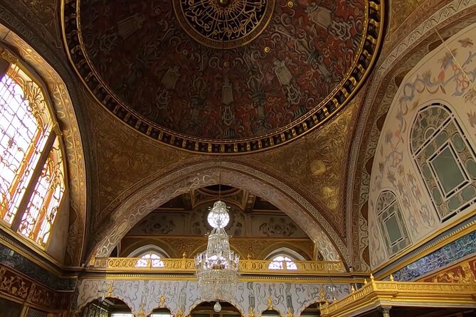 Topkapi Palace Museum Skip The Ticket Line Tickets + Audio Guide - Entering Topkapi Palace with a self-guided plan